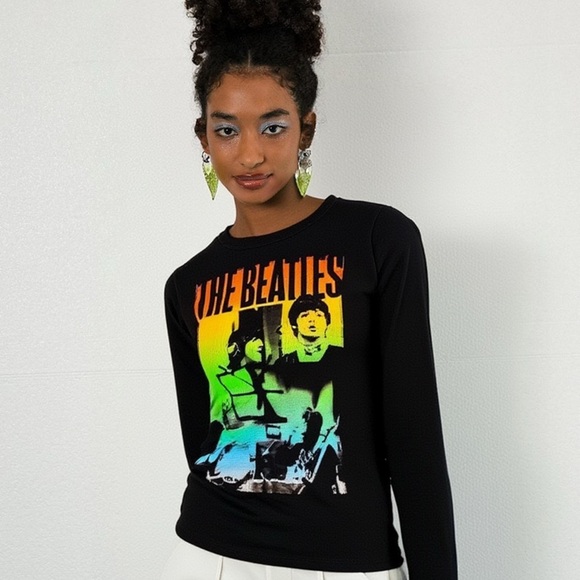 NWOT The Beatles Long Sleeve Tee Shirt Black Size Medium - Picture 5 of 7